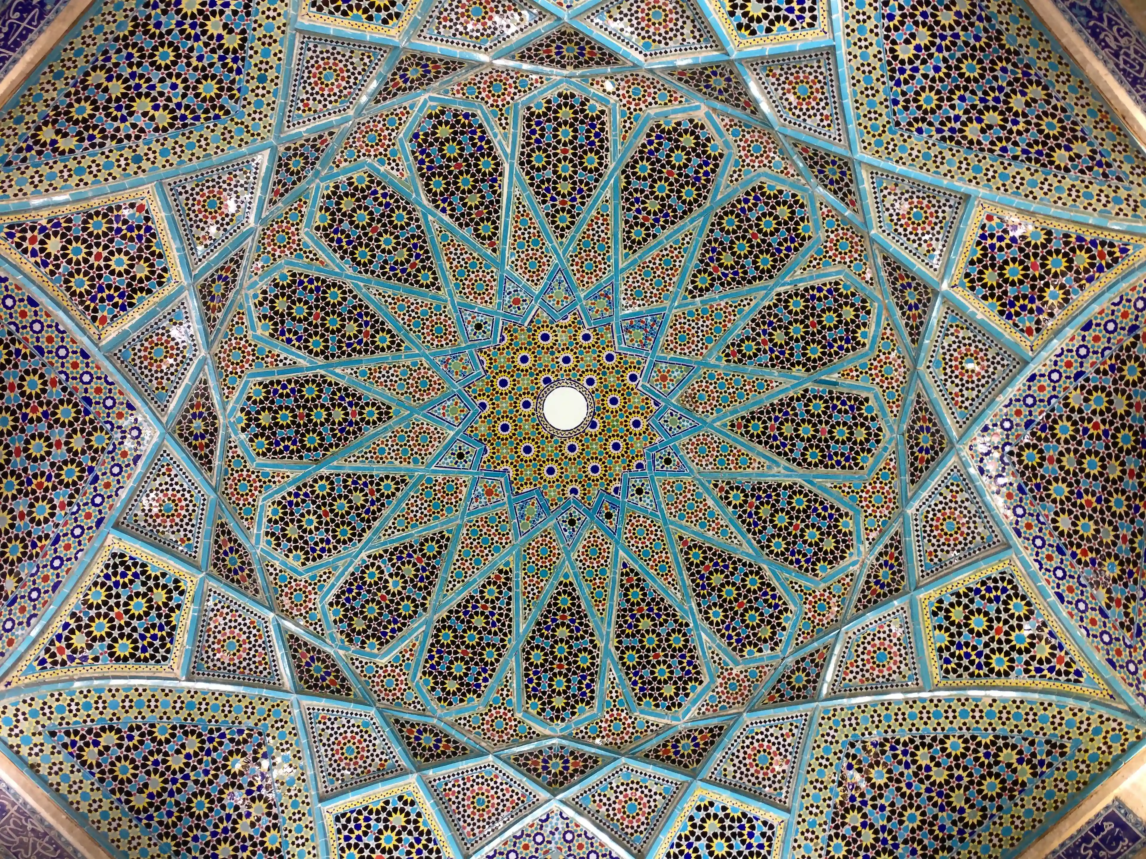 roof picture designed based on iranian architecture